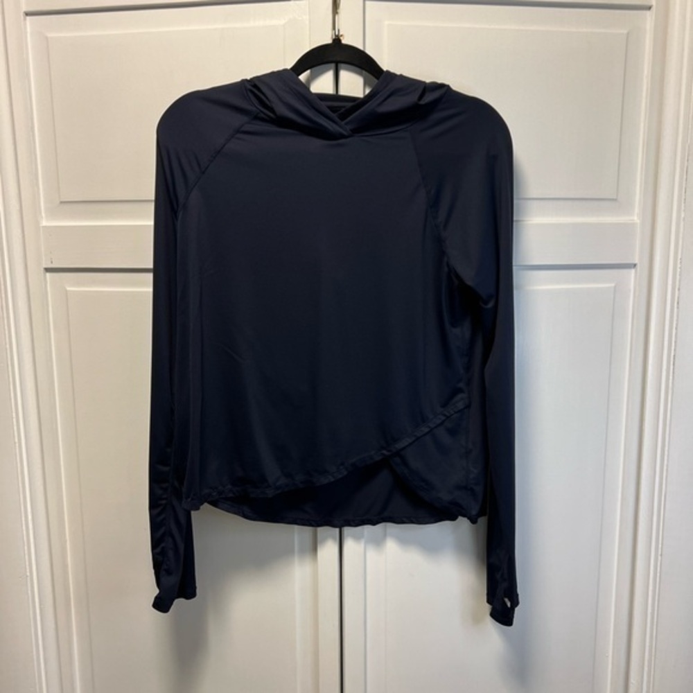 Athleta Lightweight Pullover WithHood Size Women’s Medium Color Navy Blue